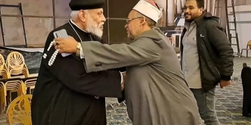 رمضان والصوم الكبير يجمعان المصريين على مائدة إفطار واحدة في قنا 1 - جريدة المساء