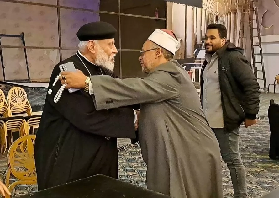 رمضان والصوم الكبير يجمعان المصريين على مائدة إفطار واحدة في قنا 19 - جريدة المساء