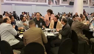 رمضان والصوم الكبير يجمعان المصريين على مائدة إفطار واحدة في قنا 29 - جريدة المساء