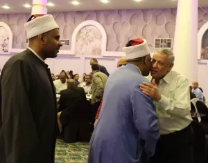 رمضان والصوم الكبير يجمعان المصريين على مائدة إفطار واحدة في قنا 37 - جريدة المساء