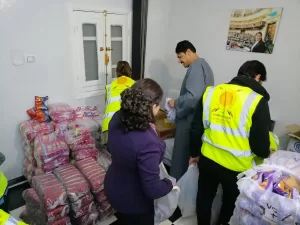 900 شنطة رمضانية هدية "الشعب الجمهوري" للأسر الأولى بالرعاية في قنا 41 - جريدة المساء