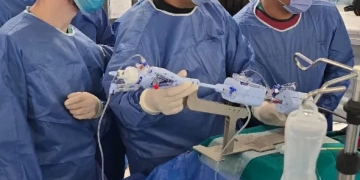 الصحة: نجاح عملية لمريضة تعاني من ارتجاع شديد في الصمام الميترالي بالتعاون مع عدداً من الخبراء الأجانب بمستشفى العاصمة الادارية الجديدة  1 - جريدة المساء