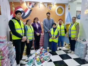 900 شنطة رمضانية هدية "الشعب الجمهوري" للأسر الأولى بالرعاية في قنا 21 - جريدة المساء