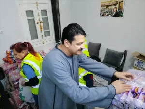 900 شنطة رمضانية هدية "الشعب الجمهوري" للأسر الأولى بالرعاية في قنا 27 - جريدة المساء