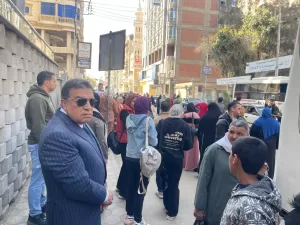 محافظ الدقهلية يوجه بتوفير أوتوبيسات نقل جماعي لحل أزمة المواصلات في المنصورة 45 - جريدة المساء