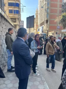 محافظ الدقهلية يوجه بتوفير أوتوبيسات نقل جماعي لحل أزمة المواصلات في المنصورة 43 - جريدة المساء