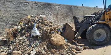 رفع 580 طنًا من المخلفات والقمامة بقطاعات حي المنتزه بالإسكندرية 1 - جريدة المساء