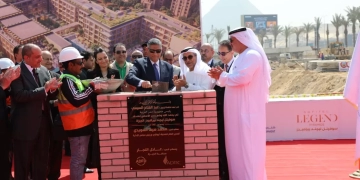 محافظ الجيزة يضع حجر الأساس لمشروع فندق سوفيتل ليجند الأهرامات بطريق القاهرة–الإسكندرية الصحراوي 1 - جريدة المساء