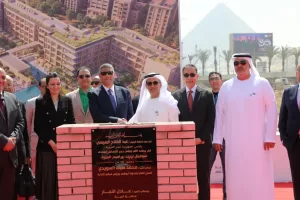محافظ الجيزة يضع حجر الأساس لمشروع فندق سوفيتل ليجند الأهرامات بطريق القاهرة–الإسكندرية الصحراوي 43 - جريدة المساء