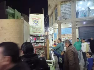 في أسرع استجابة.. محافظة الجيزة تزيل تعديات الباعة الجائلين والمحال من حرم الطريق خلال حملة مسائية بقرية المرازيق بالبدرشين (صور) 107 - جريدة المساء