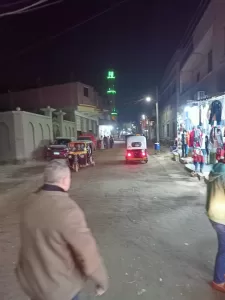 في أسرع استجابة.. محافظة الجيزة تزيل تعديات الباعة الجائلين والمحال من حرم الطريق خلال حملة مسائية بقرية المرازيق بالبدرشين (صور) 57 - جريدة المساء