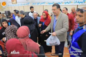 الشعب الجمهوري بالإسكندرية يواصل دوره المجتمعي بتوزيع كراتين غذائية ووجبات ساخنة للأسر الأولى بالرعاية 21 - جريدة المساء