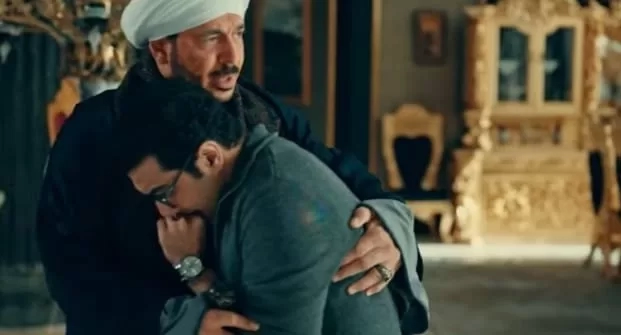 مصطفى شعبان يواسي ميدو عادل بعد كشف المستور في الحلقة ١٦ من "حكيم باشا" 19 - جريدة المساء