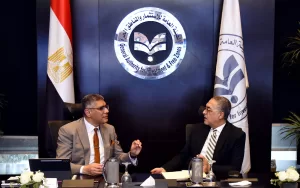 تعاون بين محافظة الجيزة والهيئة العامة للاستثمار والمناطق الحرة | المحافظ: الواحات البحرية تضم 400 عين ماء يمكن استغلالها في جذب السياحة العلاجية 21 - جريدة المساء