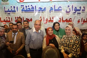 "فرحة وتواصل بين الجميع: محافظ المنيا يشارك موظفي الديوان العام إفطارهم الجماعي 39 - جريدة المساء
