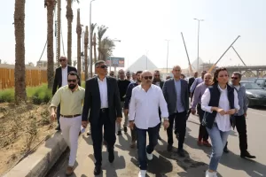 استعدادًا للافتتاح الرسمي.. محافظ الجيزة يتفقد مشروعات التطوير بمحيط المتحف المصري الكبير 43 - جريدة المساء