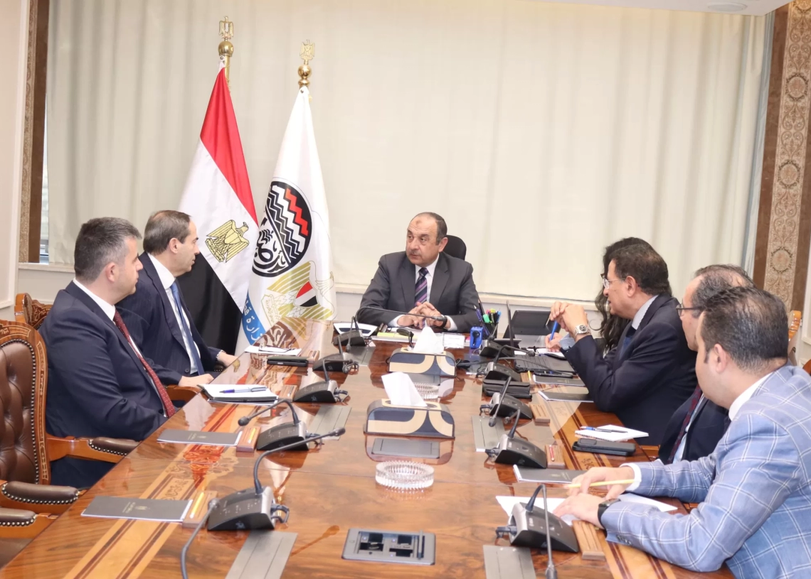 قطاع الاعمال العام : تعاون مصري تركي في إنتاج إنتاج الغزول والأقمشة والمفروشات 18 - جريدة المساء