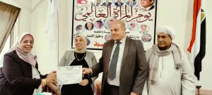 تكريم مدير وأعضاء وحدة تكافؤ الفرص في احتفالية يوم المرأة المصرية بتعليم قنا 25 - جريدة المساء