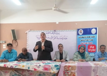 ندوة لمجمع إعلام قنا حول "تعزيز قيم الولاء والانتماء لدى الشباب" في مدرسة المراشدة الثانوية 17 - جريدة المساء