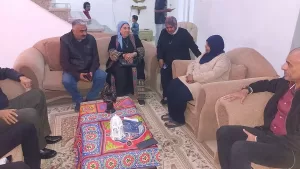 رئيس مدينة رأس غارب يهنئ "إلهام إبراهيم" محمد لحصولها على لقب الأم المثالية على مستوى الجمهورية 22 - جريدة المساء