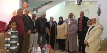 رئيس مدينة رأس غارب يهنئ "إلهام إبراهيم" محمد لحصولها على لقب الأم المثالية على مستوى الجمهورية 1 - جريدة المساء