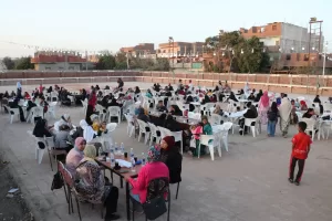 جمعية "أنا مصري" تنظم إفطارًا رمضانيًا تكريمًا للمرأة الصعيدية في قرية المراشدة 60 - جريدة المساء