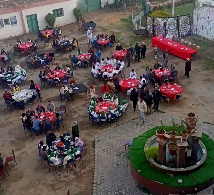 تحت شعار"رمضان يجمعنا في إدارة الدقي".. حفل إفطار جماعي للقيادات التعليمية بمدرسة الأورمان العسكرية 19 - جريدة المساء