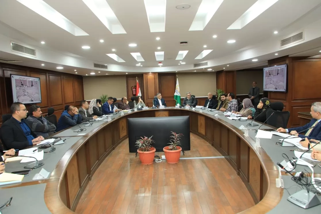 لقاء الثلاثاء الدوري| محافظ الجيزة يلتقي المواطنين لبحث الشكاوى والطلبات بالعجوزة والوراق وأبو النمرس 18 - جريدة المساء لقاء الثلاثاء الدوري| محافظ الجيزة يلتقي المواطنين لبحث الشكاوى والطلبات بالعجوزة والوراق وأبو النمرس 17 - جريدة المساء