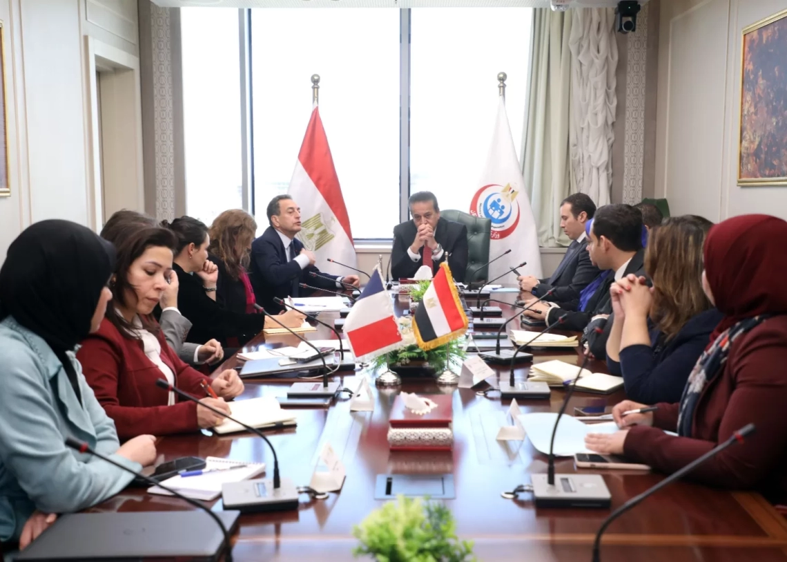 وزير الصحة يبحث مع سفير فرنسا تعزيز سبل التعاون المشترك في القطاع الصحي وتبادل الخبرات 18 - جريدة المساء