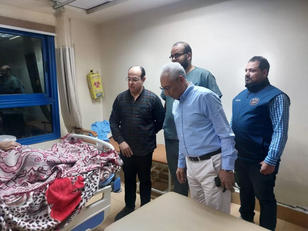 رئيس جامعة المنيا يقوم بزيارة مفاجئة للمستشفيات الجامعية ليلاً ويُحيل الأطباء المتغيبين للتحقيق 25 - جريدة المساء رئيس جامعة المنيا يقوم بزيارة مفاجئة للمستشفيات الجامعية ليلاً ويُحيل الأطباء المتغيبين للتحقيق 24 - جريدة المساء