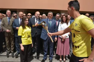 محافظ الجيزة يوقِد الشعلة إيذانًا ببدء احتفالات المحافظة بعيدها القومي ٣١ مارس 24 - جريدة المساء