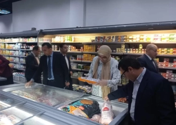 ضبط 53مخالفة خلال حملات تفتيشية تموينية مكبرة على الأسواق و المخابز بالمنيا 33 - جريدة المساء