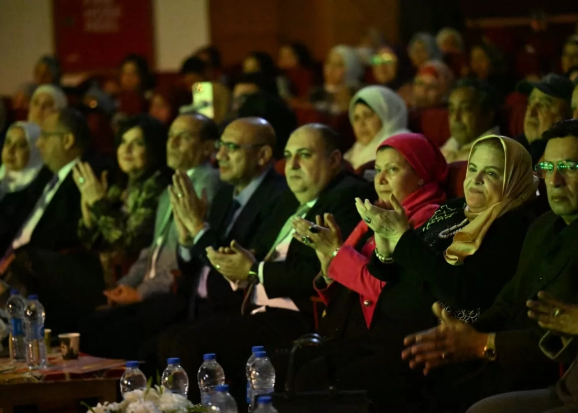 قصور الثقافة تكرم رموز العطاء والإبداع النسائي في احتفالية بمسرح السامر 19 - جريدة المساء