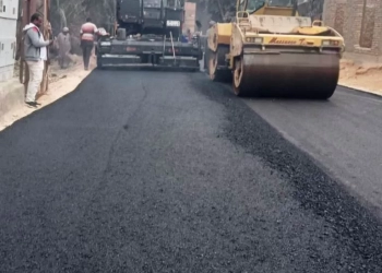 محافظ أسوان يتابع إنهاء أعمال الرصف ببعض شوارع مركز إدفو .. وإستكمال خطة الرصف بنسبة 80 % 26 - جريدة المساء