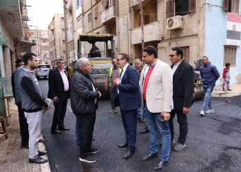 محافظ المنوفية يتفقد أعمال الرصف والتطوير بمنطقة مساكن النجدة.. و مستجدات مشروع مكتبة مصر و محور " المصيلحة - ميت خاقان ".. بشبين الكوم 20 - جريدة المساء