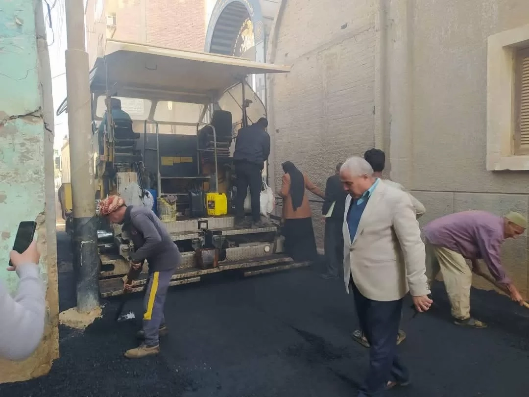 في أول أيام رمضان.. نشاط مكثف وحملات نظافة وصيانة الإنارة في مراكز المنيا 17 - جريدة المساء