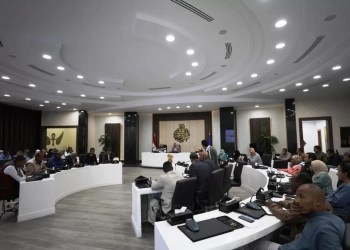 محافظ أسوان يوجه لسرعة الإنتهاء من كافة الحالات المخالفة التى تم رصدها عبر منظومة المتغيرات المكانية أولاً بأول 29 - جريدة المساء