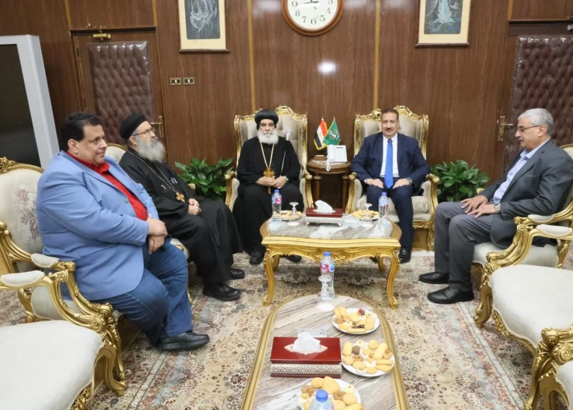 محافظ المنوفية يستقبل الأنبا بنيامين..للتهنئة بالعيد 20 - جريدة المساء محافظ المنوفية يستقبل الأنبا بنيامين..للتهنئة بالعيد 19 - جريدة المساء