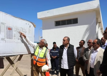 للوقوف ميدانياً على معدلات الإنجاز بمشروعات " حياة كريمة " .. محافظ أسوان يتفقد مشروع توسعة محطة مياه الشرب بفطيرة بكوم أمبو بطاقة 35 ألف م3 / يوم ، 27 - جريدة المساء