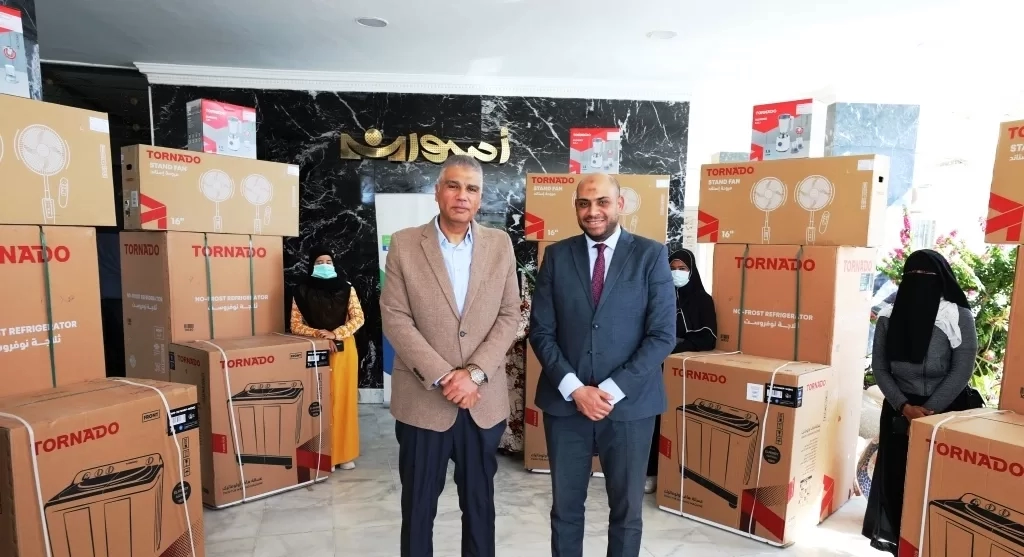 لنشر البسمة والفرحة على وجوه المقبلات على الزواج خلال شهر رمضان المعظم .. محافظ أسوان يسلم 40 جهاز عروسة لـ 10 فتيات دعماً من مؤسسة العربى لتنمية المجتمع 19 - جريدة المساء