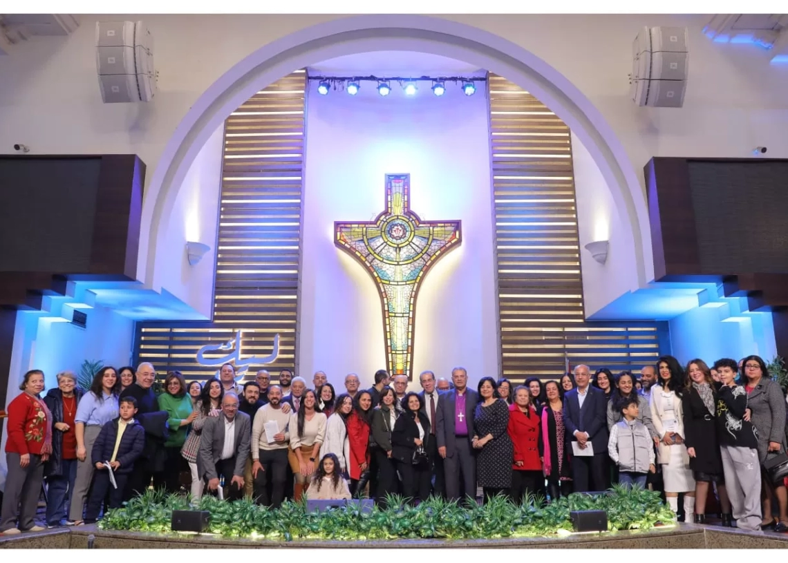 رئيس الإنجيلية يشهد انضمام أعضاء جدد إلى الكنيسة الإنجيلية 19 - جريدة المساء