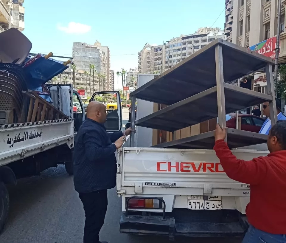 غلق 64 منشآة وتحرير 584 محضرًا متنوعًا و604 ألف جنيه غرامات فورية خلال أسبوع بالاسكندريه 19 - جريدة المساء غلق 64 منشآة وتحرير 584 محضرًا متنوعًا و604 ألف جنيه غرامات فورية خلال أسبوع بالاسكندريه 18 - جريدة المساء