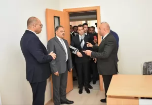 وزيرا العمل المصري والتركي ومحافظ الشرقية يزورون شركة تركية بمدينة العاشر من رمضان 35 - جريدة المساء