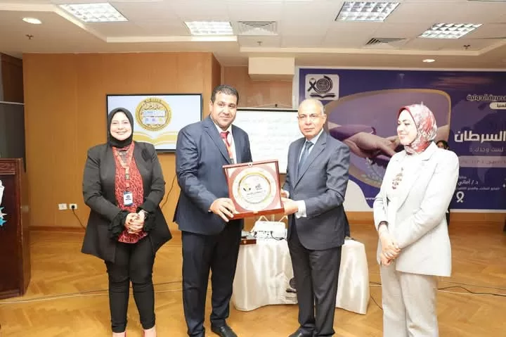 محافظ المنيا يزور مدرسة النيل المصرية الدولية ويشارك فى فاعليات مبادرة “معًا ضد السرطان” 58 - جريدة المساء