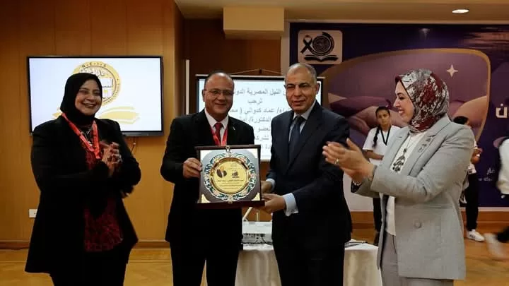 محافظ المنيا يزور مدرسة النيل المصرية الدولية ويشارك فى فاعليات مبادرة “معًا ضد السرطان” 56 - جريدة المساء