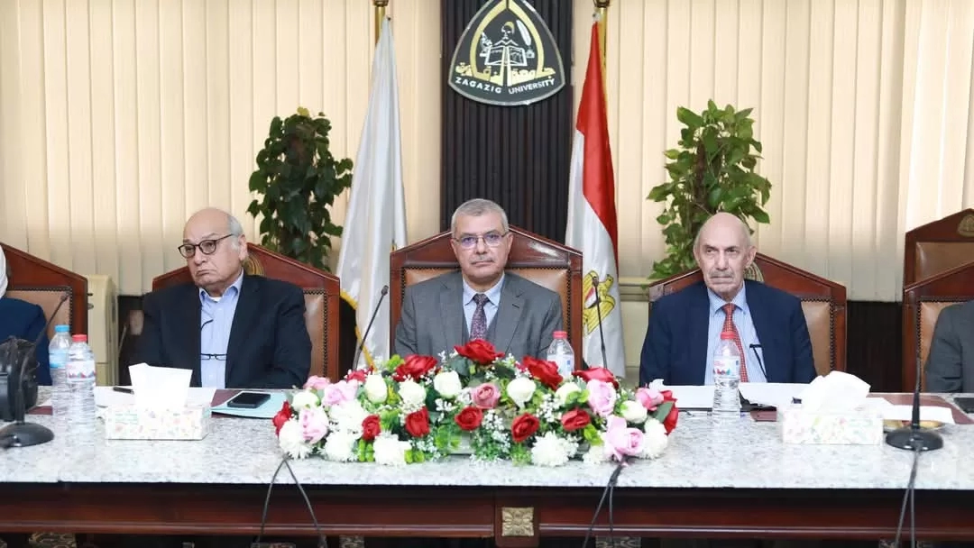رئيس جامعة الزقازيق يترأس لجنة اختيار العمداء ويؤكد: الشفافية والكفاءة أولويتنا 19 - جريدة المساء رئيس جامعة الزقازيق يترأس لجنة اختيار العمداء ويؤكد: الشفافية والكفاءة أولويتنا 18 - جريدة المساء