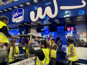 محافظة الجيزة تغلق وتشمع محال "ب لبن" و "كرم الشام" بشارع فيصل 33 - جريدة المساء