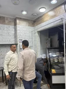 محافظة الجيزة تغلق وتشمع محال "ب لبن" و "كرم الشام" بشارع فيصل 43 - جريدة المساء