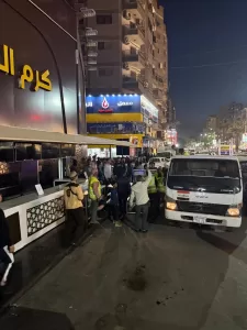 محافظة الجيزة تغلق وتشمع محال "ب لبن" و "كرم الشام" بشارع فيصل 51 - جريدة المساء
