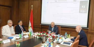 محافظ الشرقية يُشارك فى الإجتماع الأول لمجلس أمناء جامعة الزقازيق الأهلية بمدينة العاشر من رمضان 1 - جريدة المساء